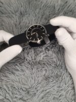 Universe Point Magnetic Lock Watch – Black Edition